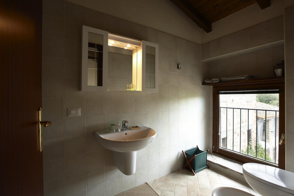 Agriturismo Ca' Del Ciuco Vezzano sul Crostolo Δωμάτιο φωτογραφία