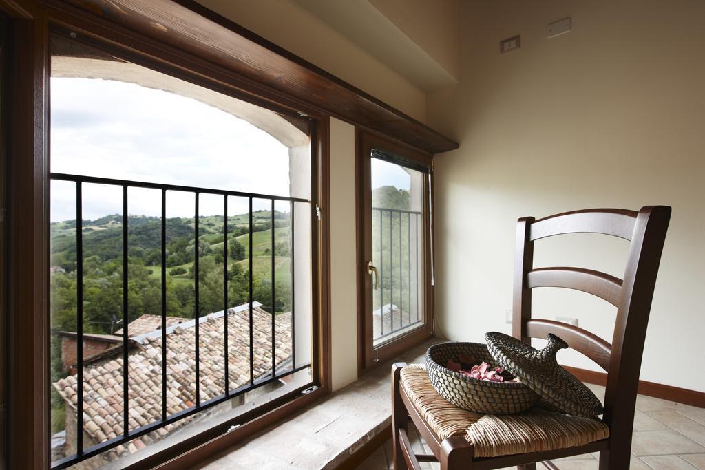 Agriturismo Ca' Del Ciuco Vezzano sul Crostolo Δωμάτιο φωτογραφία